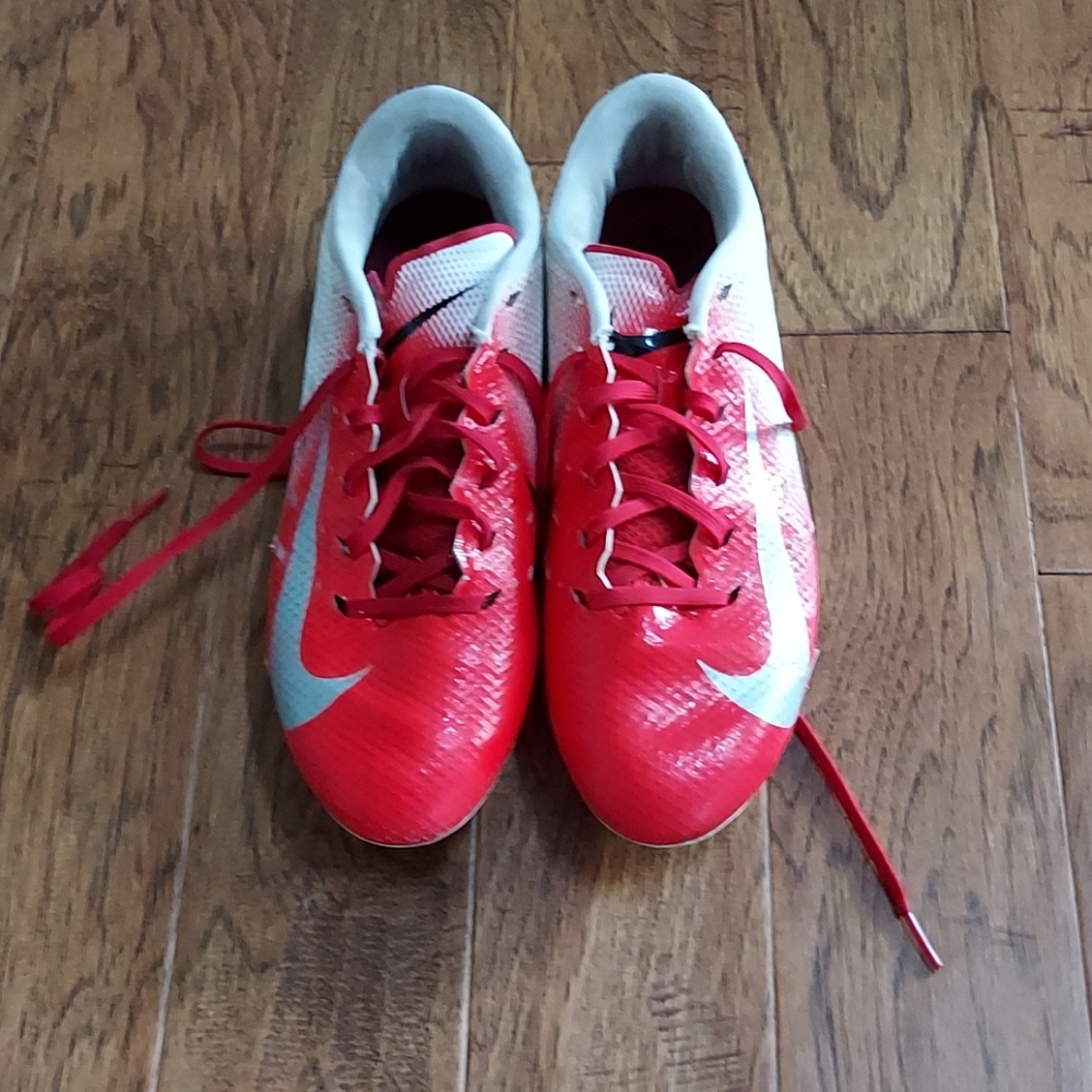 Nike vapor football cleets size 9